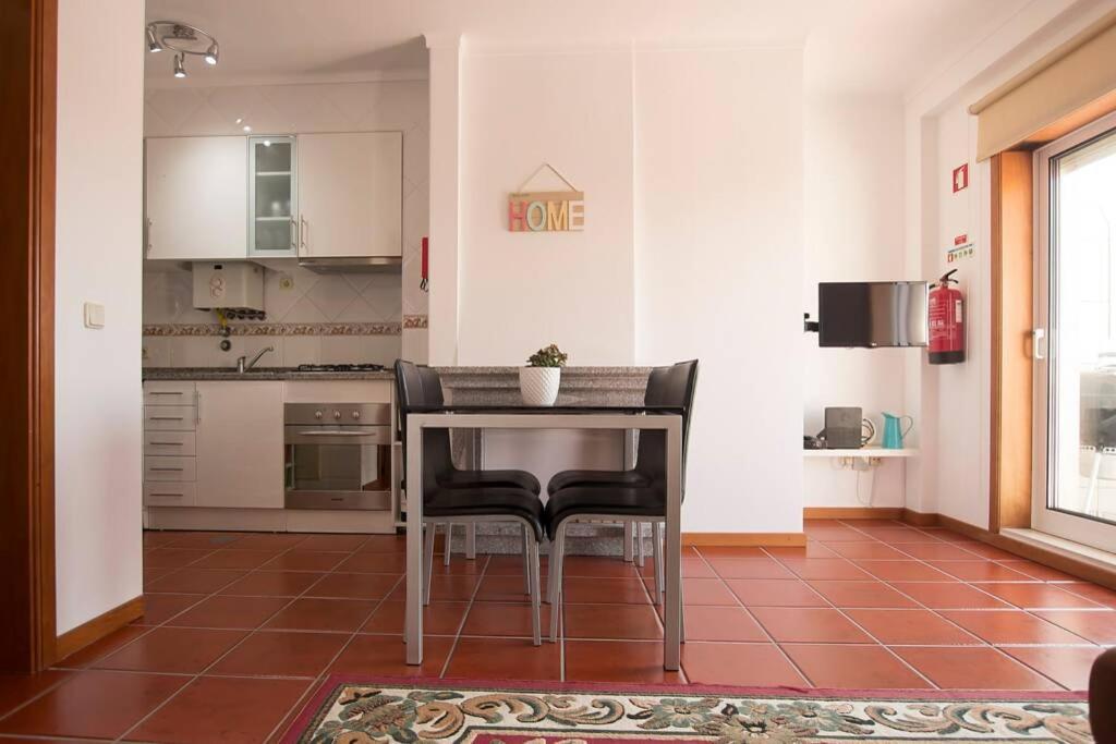 가파나다나자레 Casa Da Elsa- Estacionamento Privado Gratuito 아파트 외부 사진