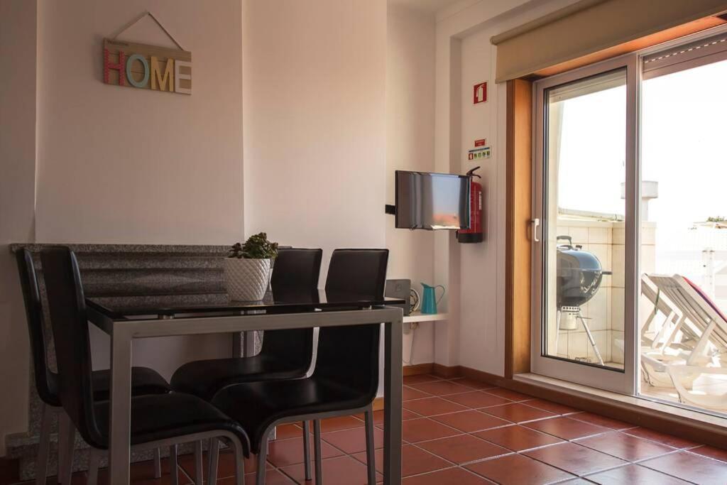 가파나다나자레 Casa Da Elsa- Estacionamento Privado Gratuito 아파트 외부 사진